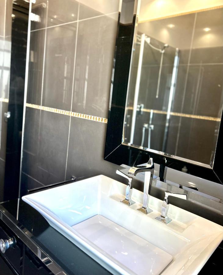 Apartment Sismondi New Milan